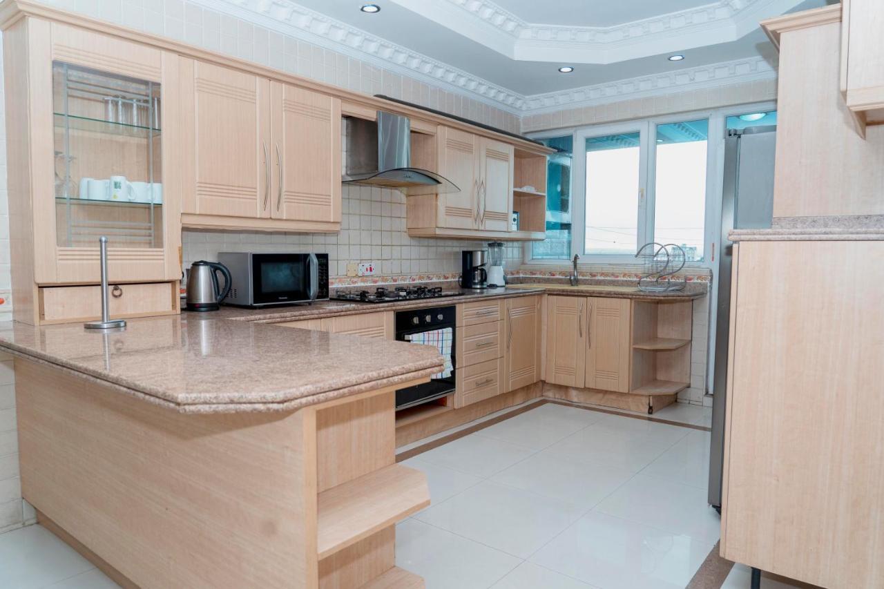 Luxury Apartment With Ocean View In Oyster Bay ดาร์เอสซาลาม ภายนอก รูปภาพ