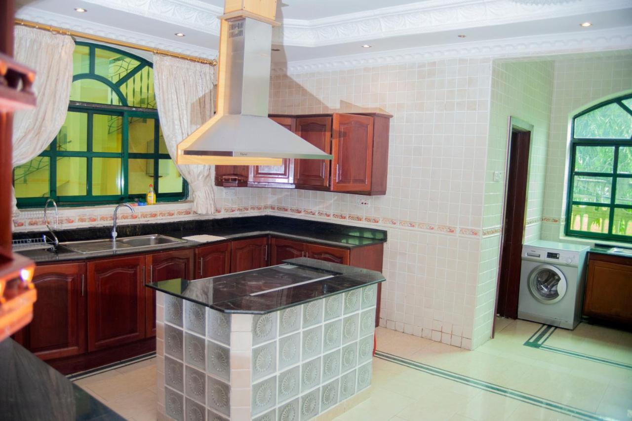 Luxury Apartment With Ocean View In Oyster Bay ดาร์เอสซาลาม ภายนอก รูปภาพ
